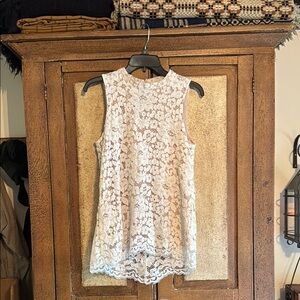 Elegant Lace Sleeveless Top - Cream